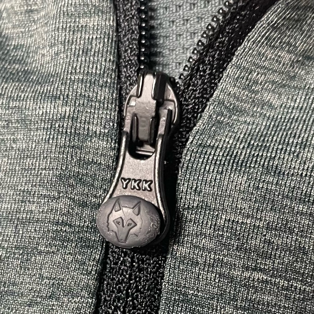 Greyson Men’s Dark Gray Heather M Guide Sport Quarter Zip Embroidered*** - Picture 5 of 13